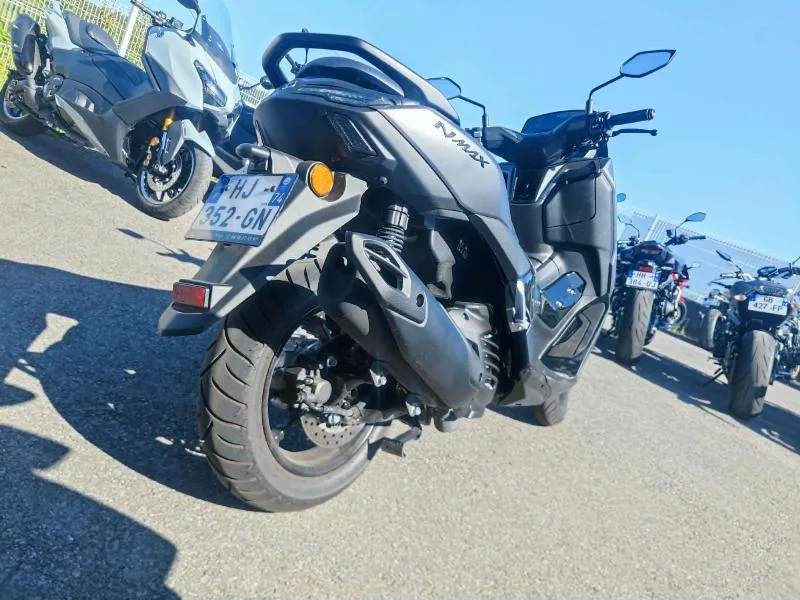 NMAX 125