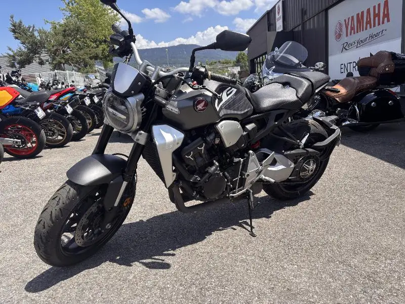 CB 1000 R