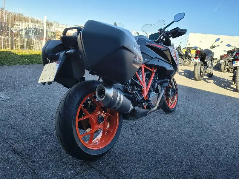 1290 SUPER DUKE GT