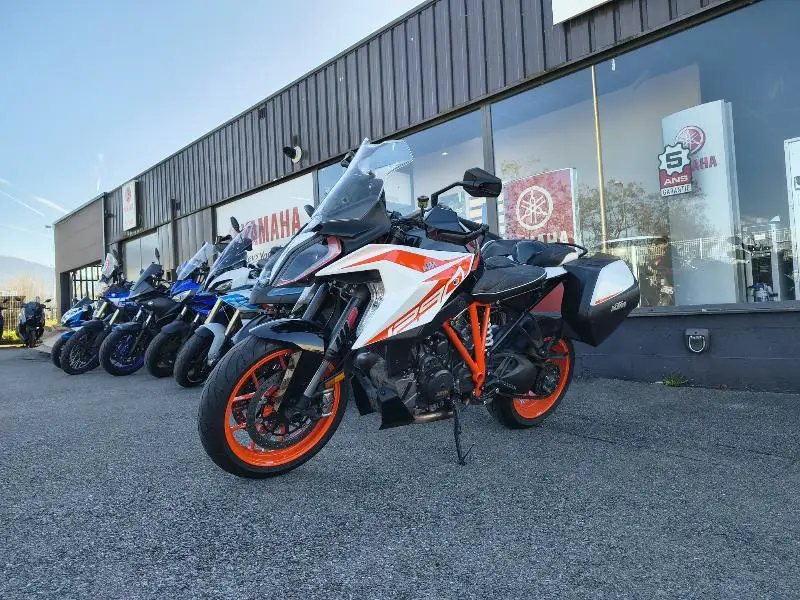 1290 SUPER DUKE GT