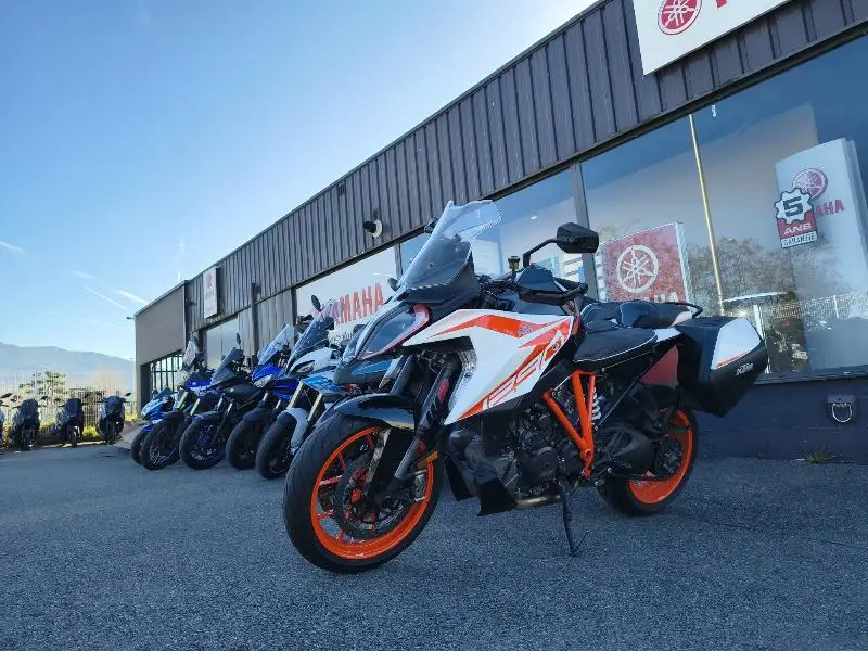 1290 SUPER DUKE GT