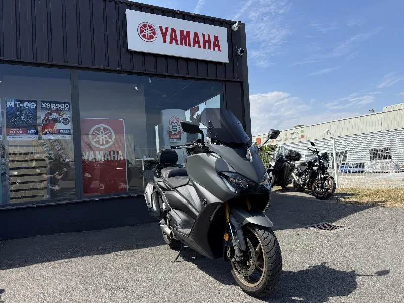 XP TMAX 560 TECH MAX