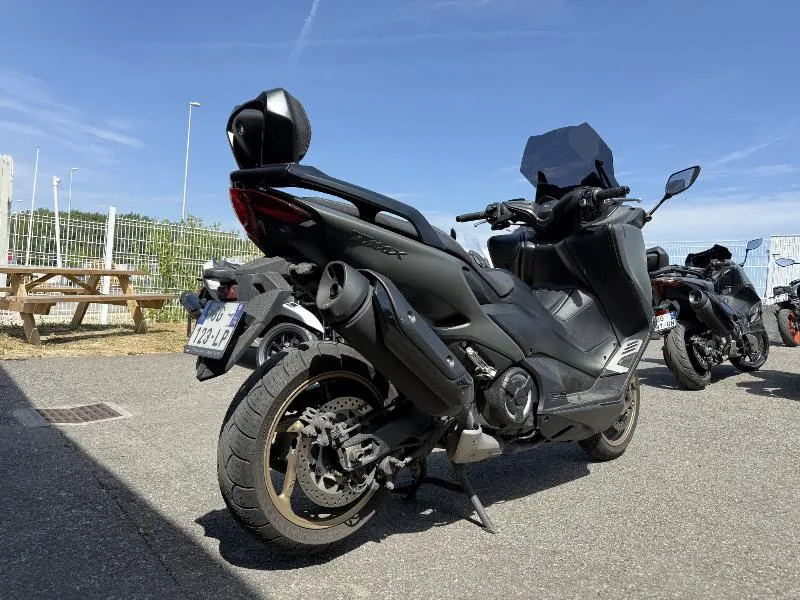 XP TMAX 560 TECH MAX