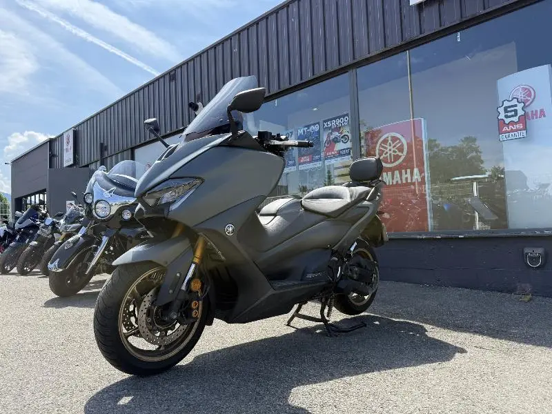 XP TMAX 560 TECH MAX
