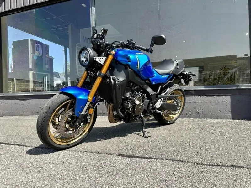 XSR 900
