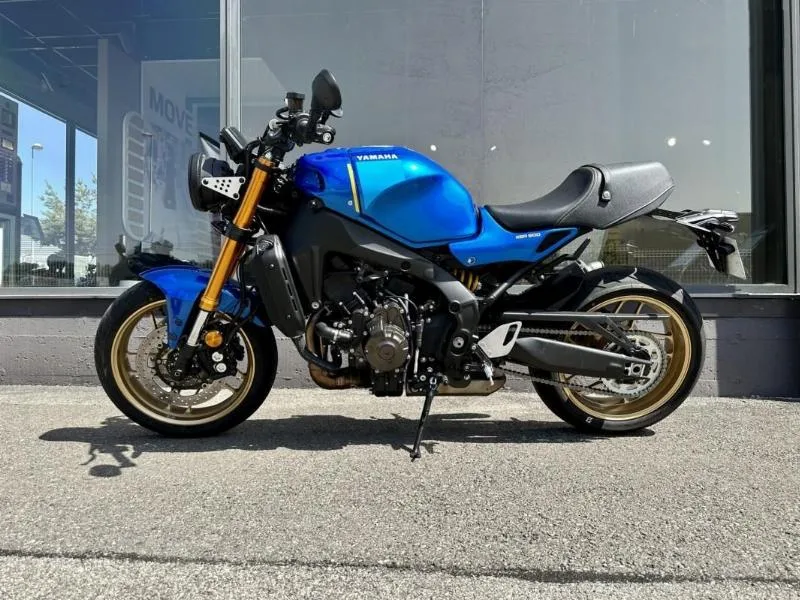 XSR 900