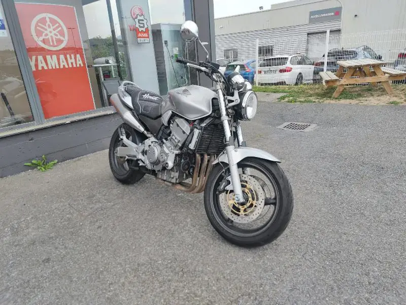CB 900 HORNET