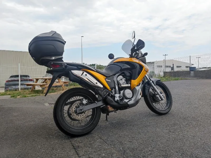 TRANSALP 700 ABS