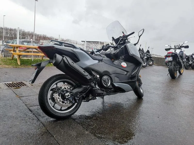 XP TMAX 560 TECH MAX