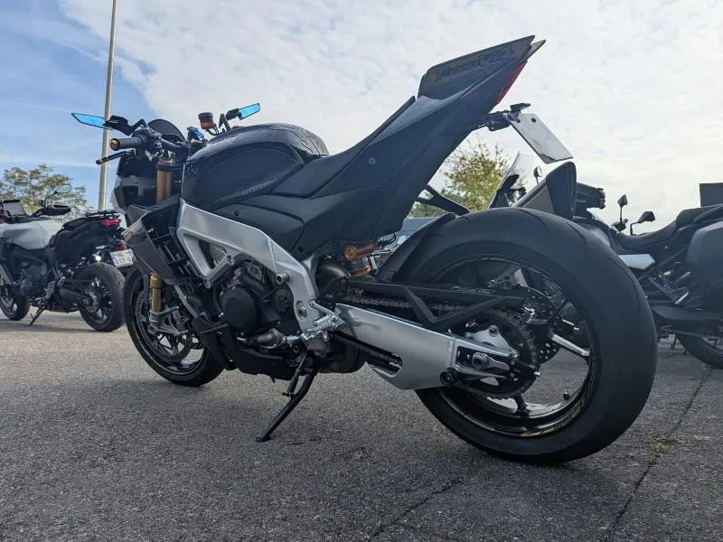 TUONO 1100 V4 FACTORY