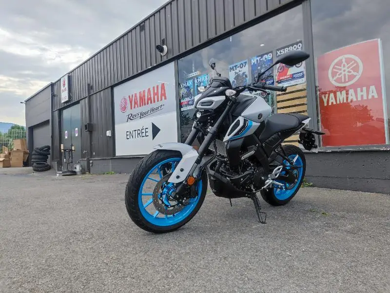 MT125 ABS