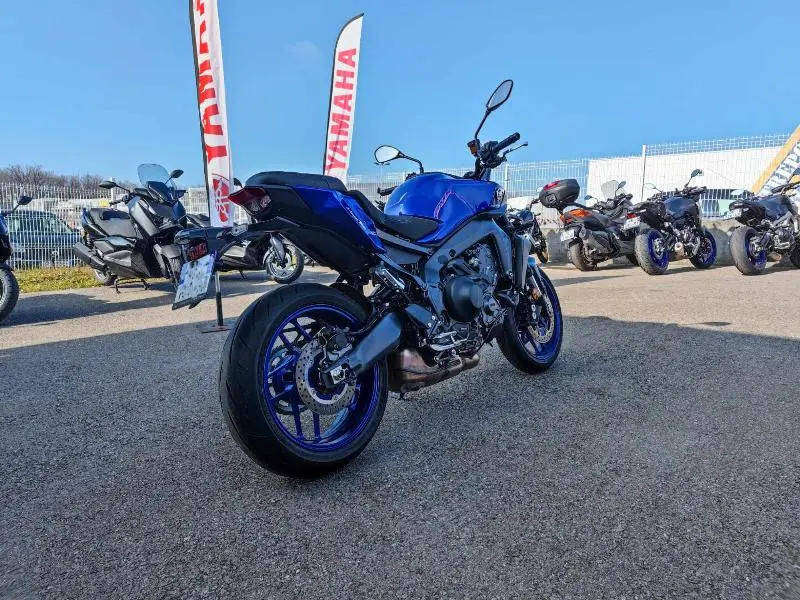 MT09  YAMT