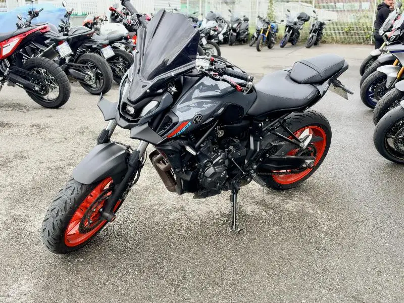 MT07 