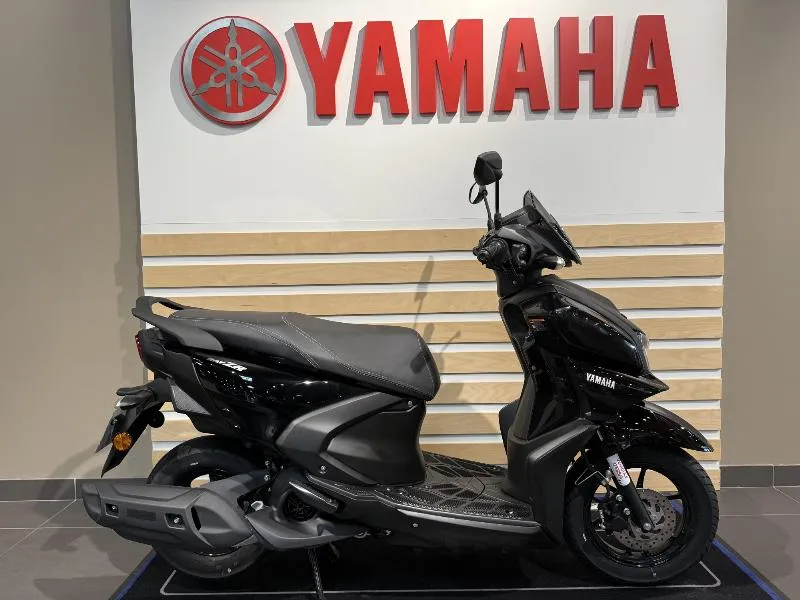 RayZR 125
