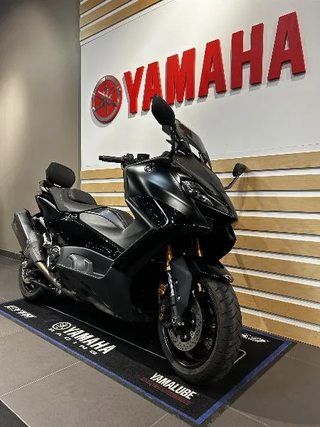 XP TMAX 560 TECH MAX
