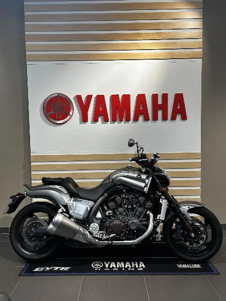 VMAX 1700