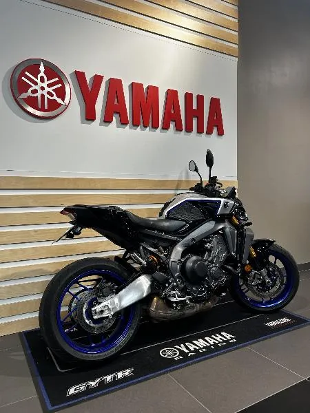 MT09 SP