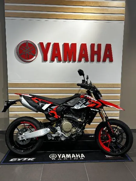 HYPERMOTARD 2024