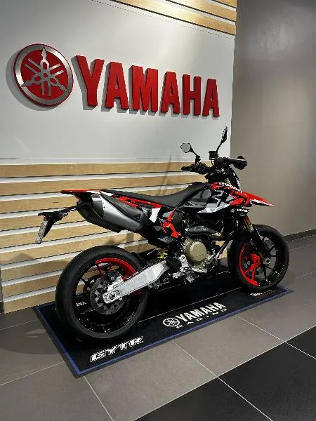 HYPERMOTARD
