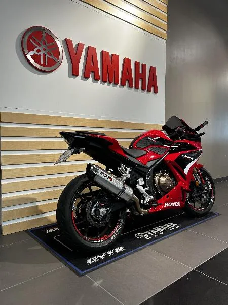 CBR 500 R  A2