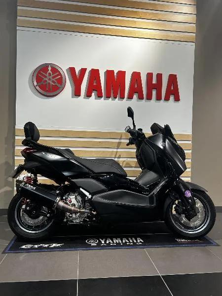 XMAX 300 Tech Max