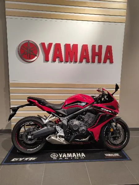CBR 650  R