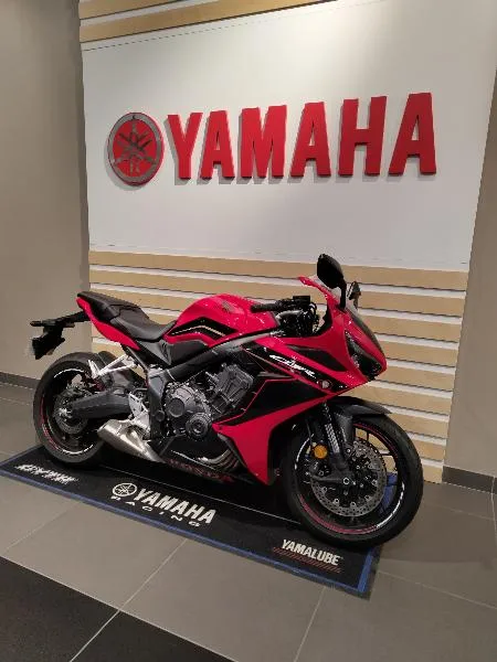 CBR 650  R