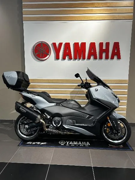 XP TMAX 560 TECH MAX