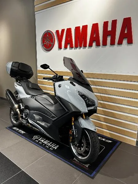 XP TMAX 560 TECH MAX