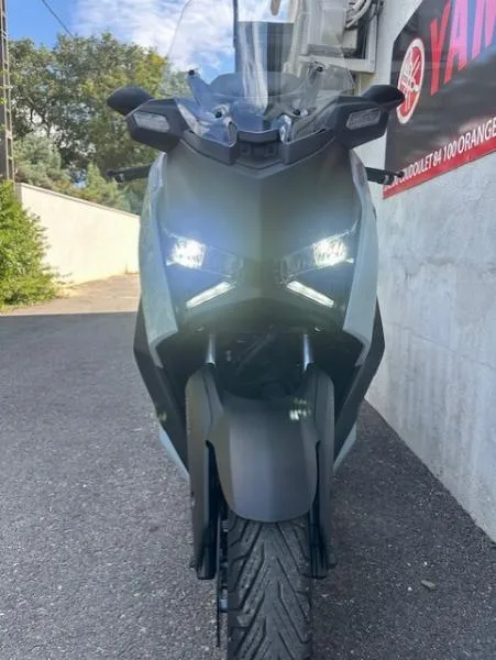 XMAX 125 TECH MAX