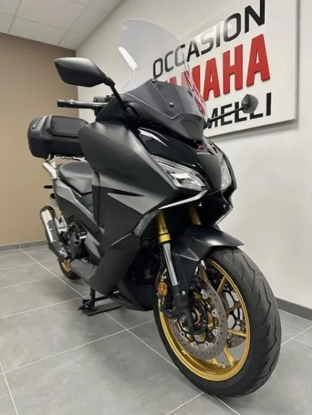 NSS FORZA 750