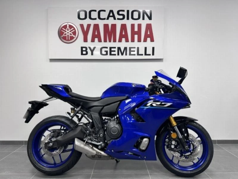 YZFR7