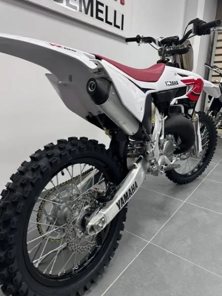 YZ 125