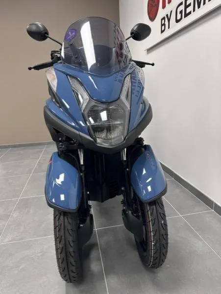TRICITY 125