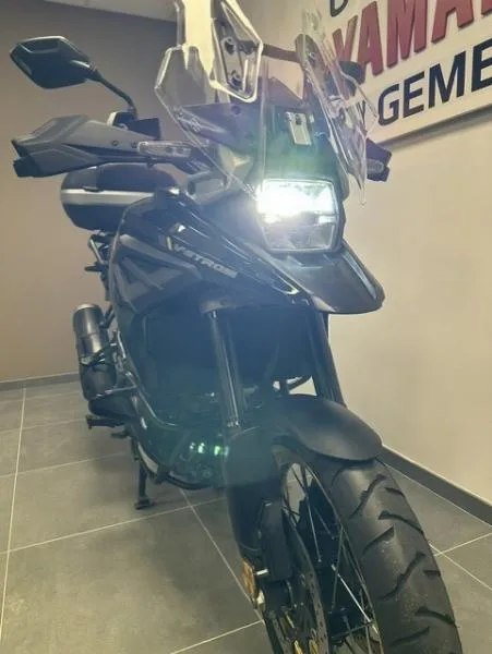 DL VSTROM 1050XT