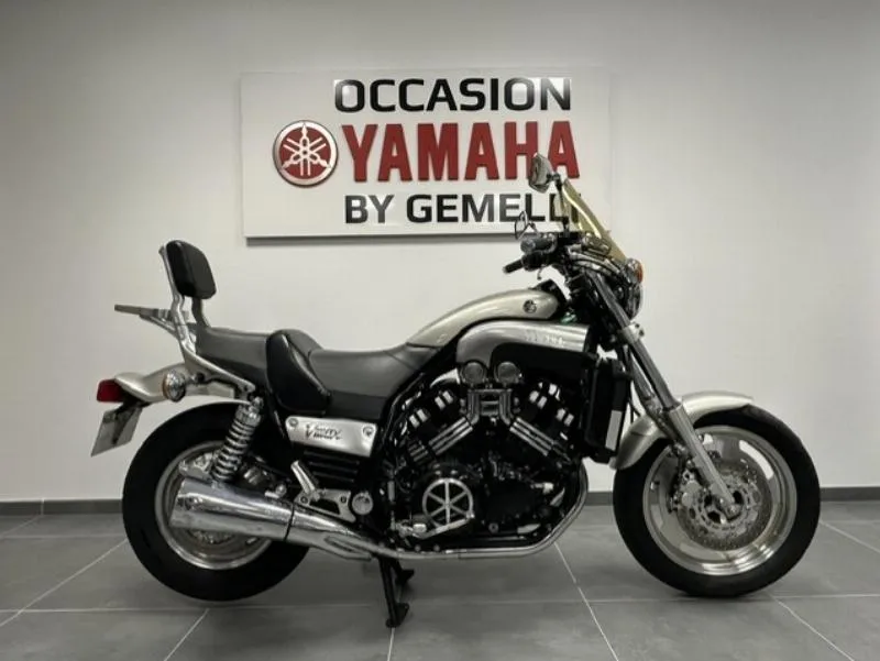 VMAX 1200
