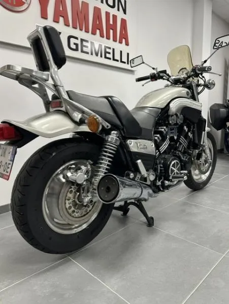 VMAX 1200