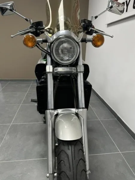 VMAX 1200