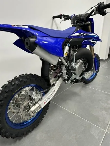YZ65
