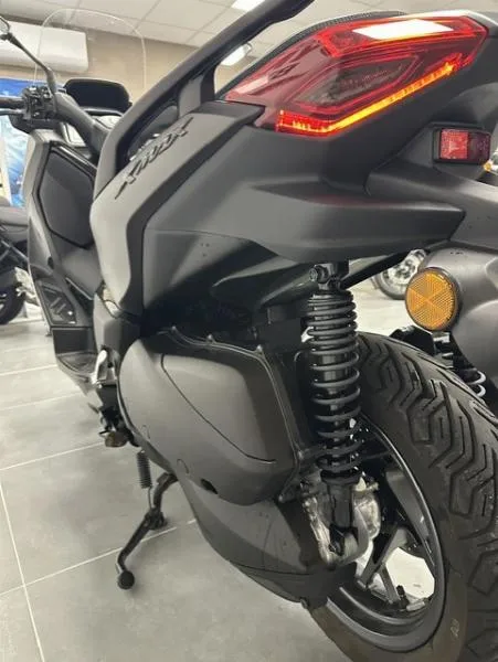 XMAX 300 Tech Max