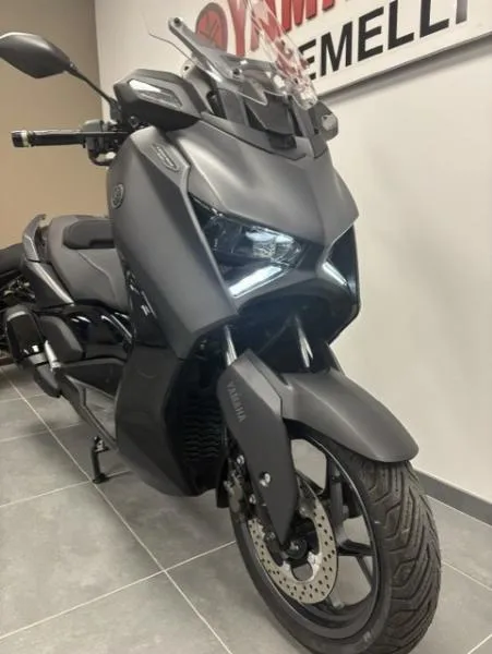 XMAX 300 Tech Max