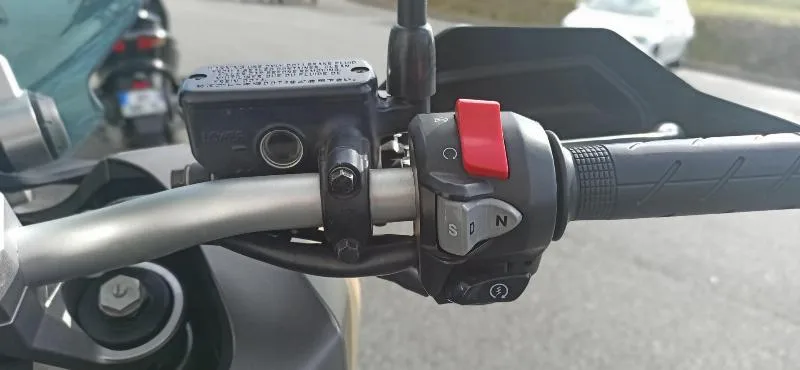 XADV 750
