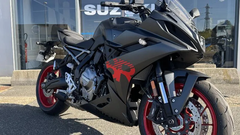 GSX8R