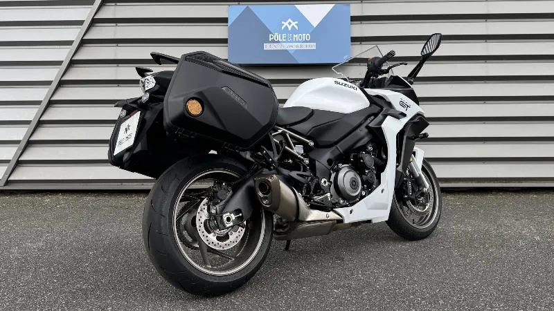GSXS 1000 GT