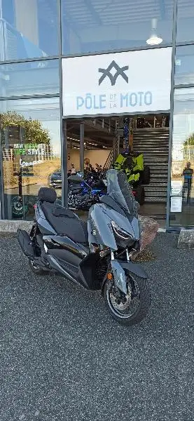 XMAX 125 TECH MAX