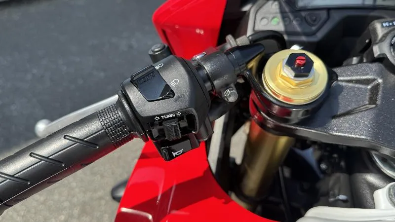 CBR 600 F