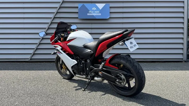 CBR 600 F