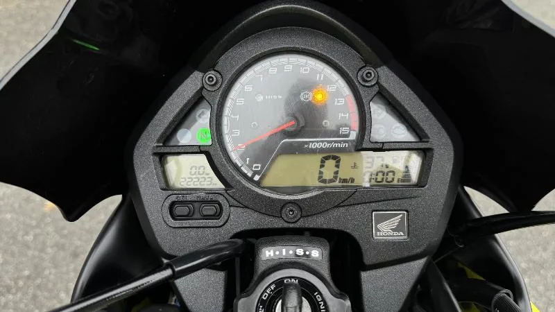 CB 600 F HORNET