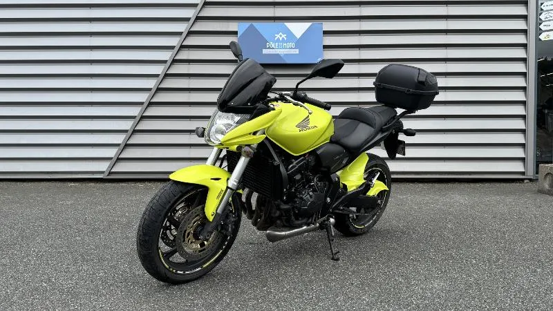 CB 600 F HORNET