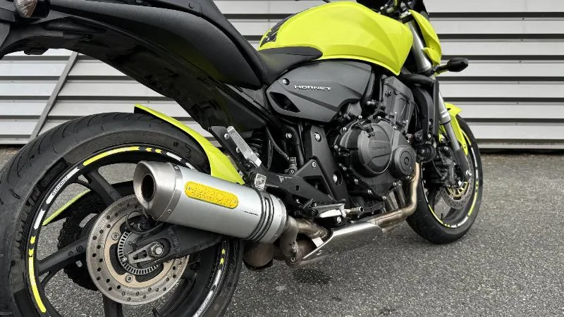 CB 600 F HORNET